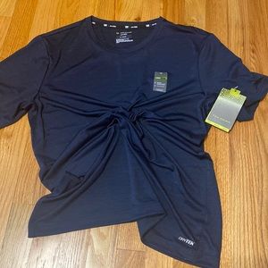 Tek Gear medium navy shirt